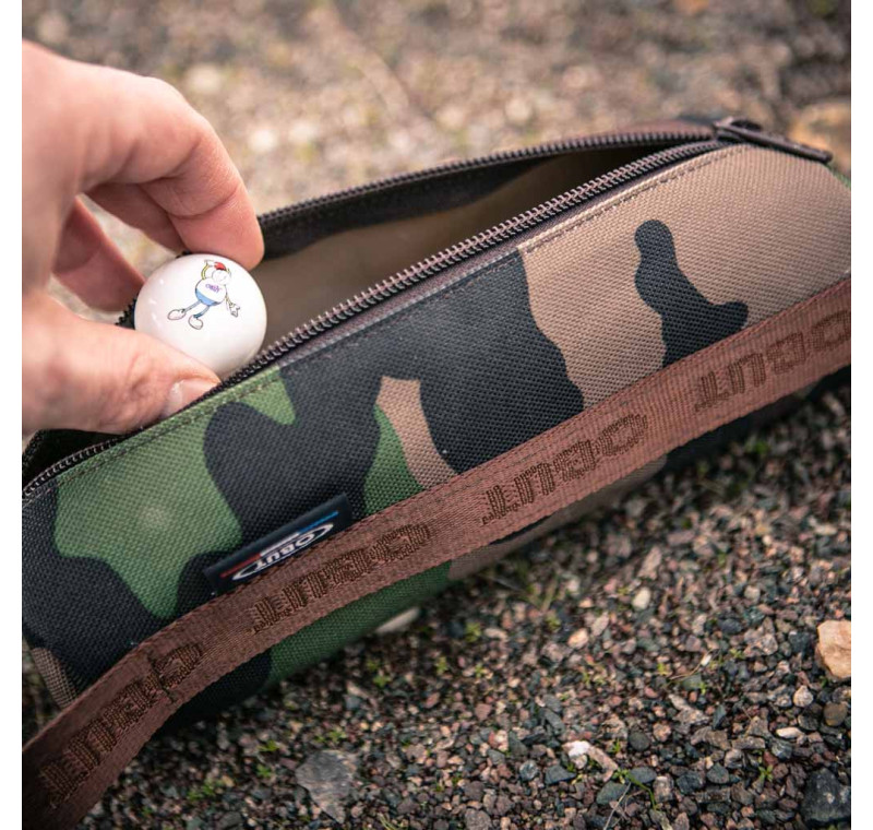 White Boulobutus jack White Boulobutus jack