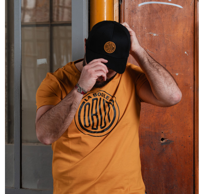 Schwarze Cap mit Vintage-Logo in Senfgelb