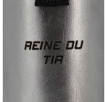 Silberfarbene Tasche aus pflanzlichem Material